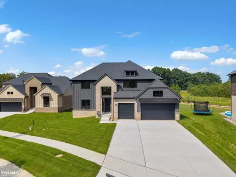 45046 Twin Riv, Macomb, MI 48044 photo 9