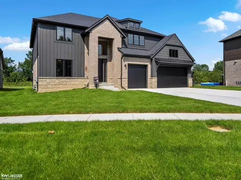 45046 Twin Riv, Macomb, MI 48044 photo 3