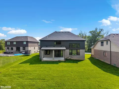 45046 Twin Riv, Macomb, MI 48044 photo 11