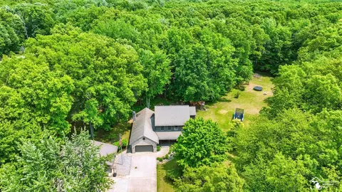 2037 Wells, Dundee, MI 48131 photo 2