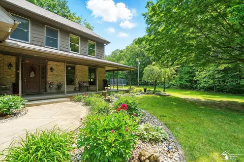 2037 Wells, Dundee, MI 48131 photo 9