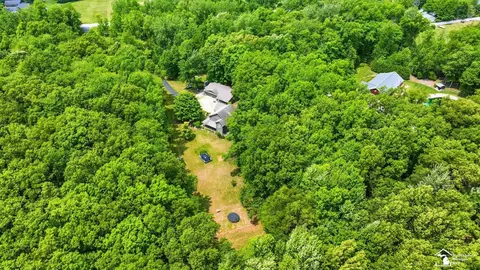 2037 Wells, Dundee, MI 48131 photo 4