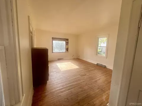 Bedroom - 109 12 Chestnut, Munising, MI 49862 photo 1 of 1