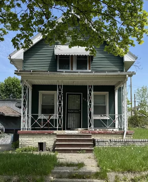 2030 Cadillac, Flint, MI 48504