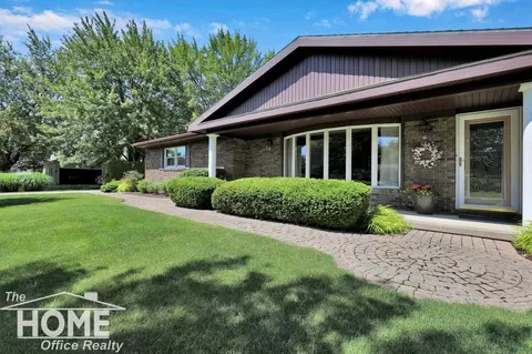 2367 Meadowdown, Owosso, MI 48867 photo 9
