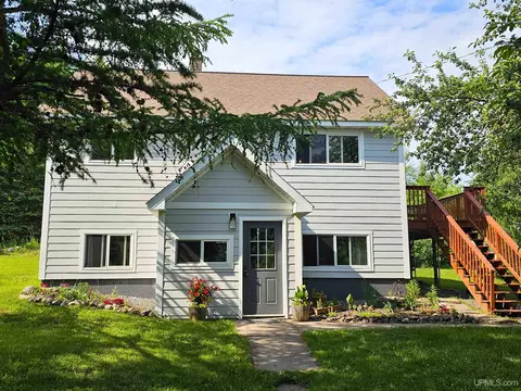 21294 Arcadian, Hancock, MI 49930