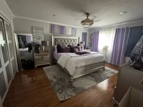 Bedroom - 2008 Beekman, Flint, MI 48532 photo 2 of 3