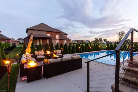Exterior - 17070 Chianti, Macomb, MI 48042 photo 19 of 22