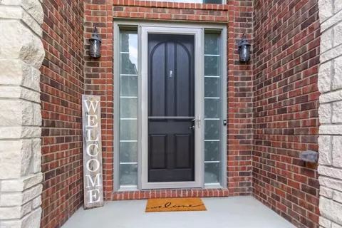 Entry Way - 17070 Chianti, Macomb, MI 48042 photo 2 of 5