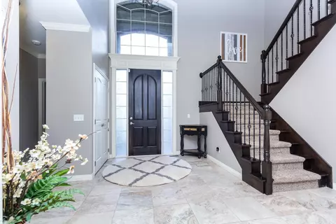 Entry Way - 17070 Chianti, Macomb, MI 48042 photo 3 of 5