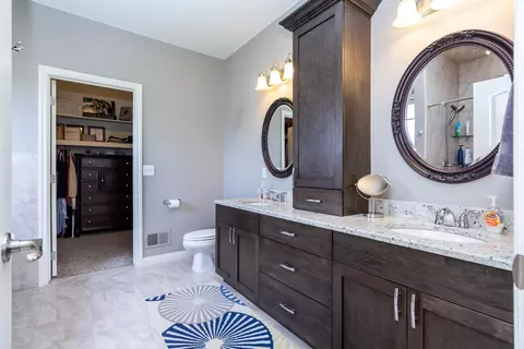 Bath - 17070 Chianti, Macomb, MI 48042 photo 1 of 8