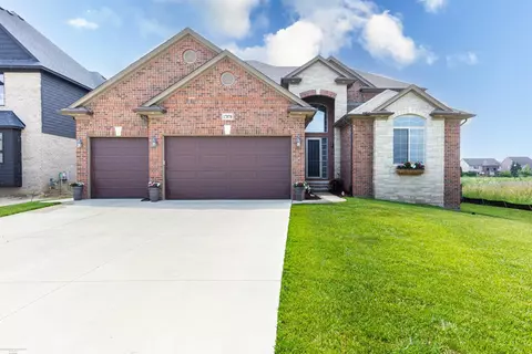 Exterior - 17070 Chianti, Macomb, MI 48042 photo 2 of 22