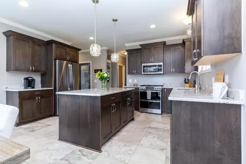 Kitchen - 17070 Chianti, Macomb, MI 48042 photo 2 of 6