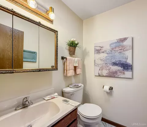 2807 S 5th, Escanaba, MI 49829 photo 19