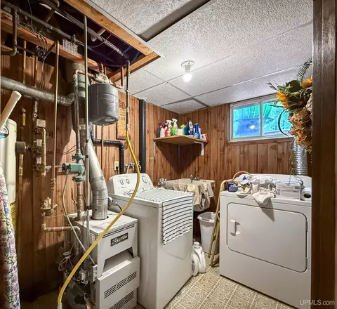 2807 S 5th, Escanaba, MI 49829 photo 25