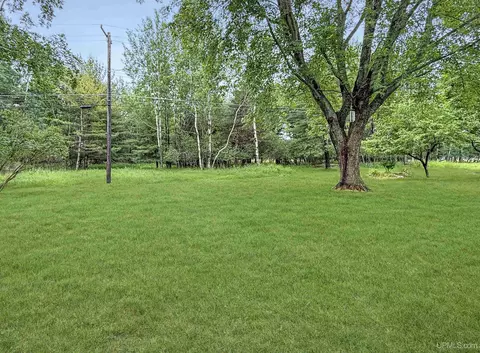 2807 S 5th, Escanaba, MI 49829 photo 32