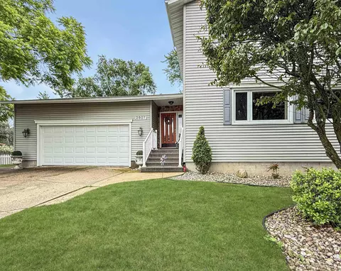 2807 S 5th, Escanaba, MI 49829 photo 27