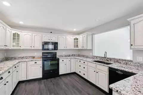 320 Richlyn, Adrian, MI 49221 photo 8
