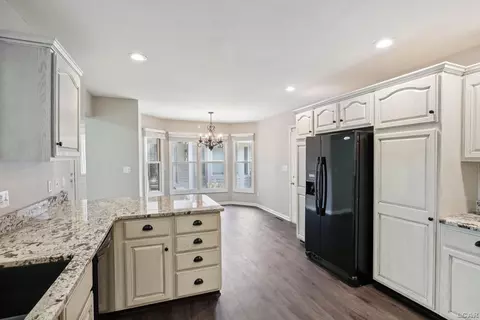 320 Richlyn, Adrian, MI 49221 photo 9