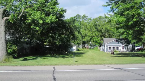 6591 Lakeshore, Lakeport, MI 48059