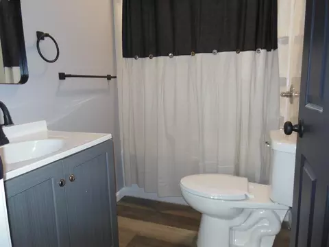 Bath - 125 W Oak, Harrison, MI 48625 photo 3 of 3