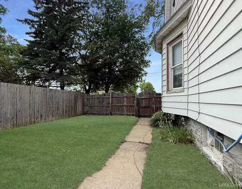 622 Stephenson, Escanaba, MI 49829 photo 27