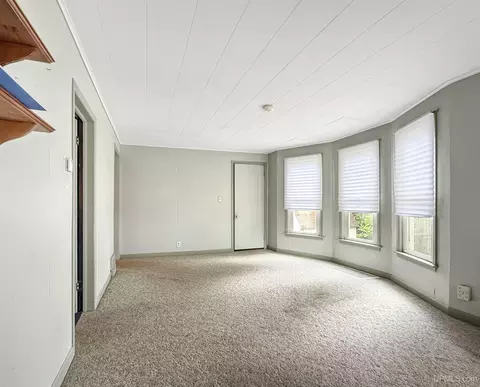 622 Stephenson, Escanaba, MI 49829 photo 2
