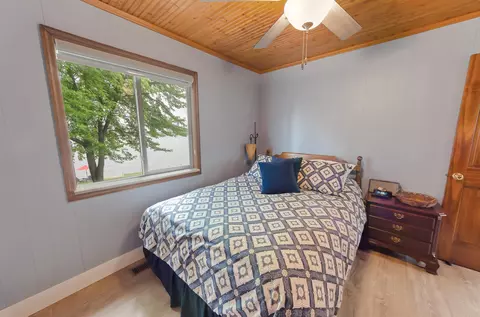 1621 Manchester, Gladwin, MI 48624 photo 34