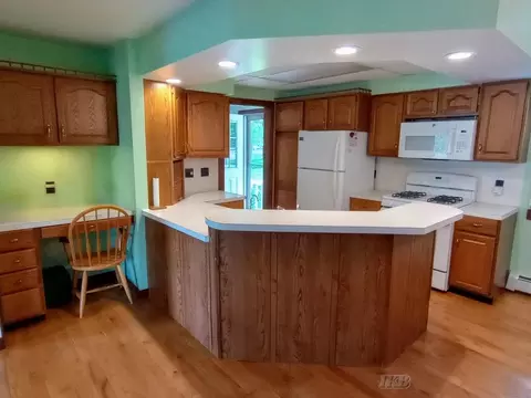 Kitchen - 4511 W Salisbury, Gladwin, MI 48624 photo 1 of 6