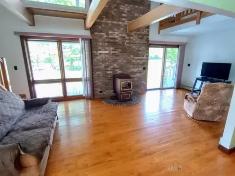 Living - 4511 W Salisbury, Gladwin, MI 48624 photo 1 of 4