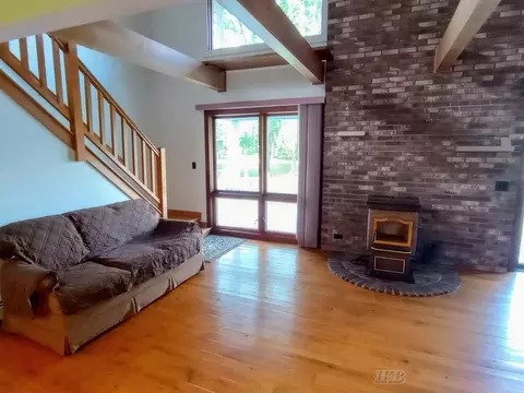 Living - 4511 W Salisbury, Gladwin, MI 48624 photo 2 of 4