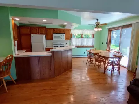 Kitchen - 4511 W Salisbury, Gladwin, MI 48624 photo 2 of 6
