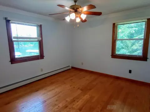 Bedroom - 4511 W Salisbury, Gladwin, MI 48624 photo 2 of 5