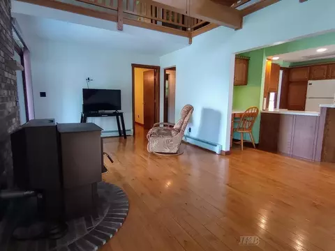 Living - 4511 W Salisbury, Gladwin, MI 48624 photo 3 of 4