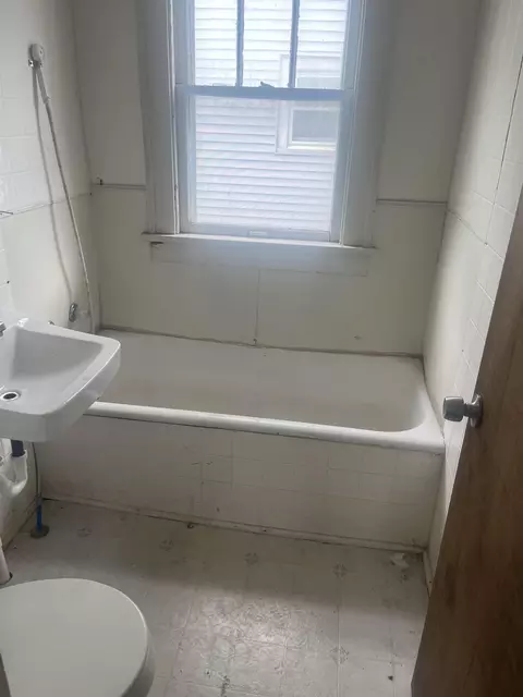 521 E Marengo, Flint, MI 48505 photo 5