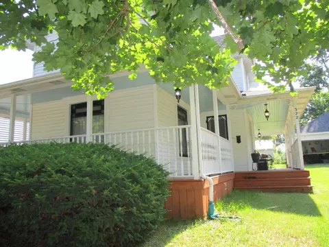 322 Main, Perry, MI 48872 photo 3