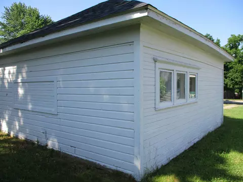 322 Main, Perry, MI 48872 photo 29