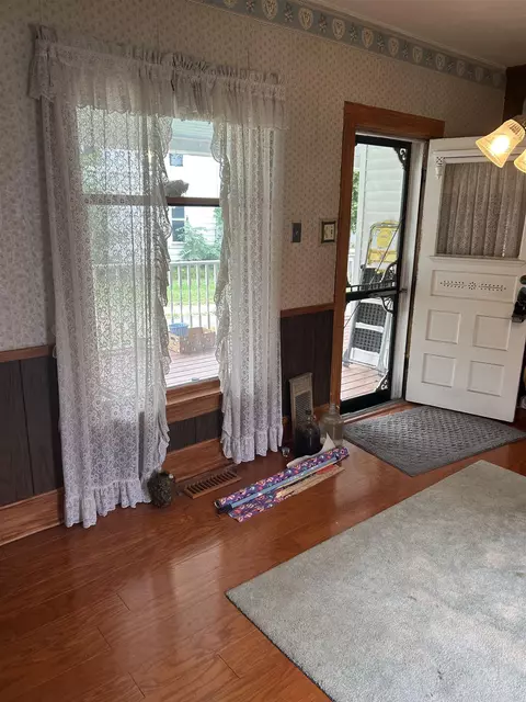 322 Main, Perry, MI 48872 photo 12