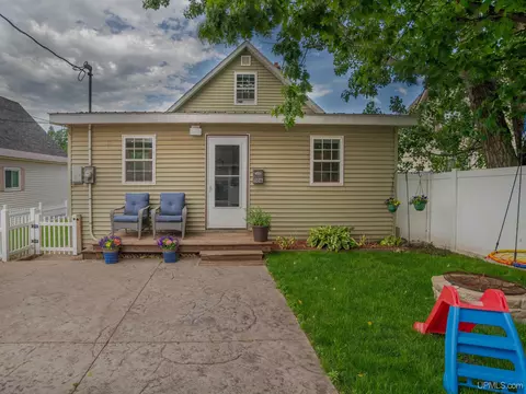 1106 N 2nd, Ishpeming, MI 49849 photo 4