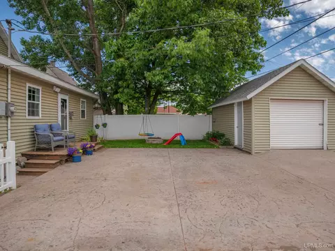 1106 N 2nd, Ishpeming, MI 49849 photo 6