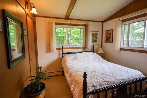 924 Maas, Negaunee, MI 49866 photo 31