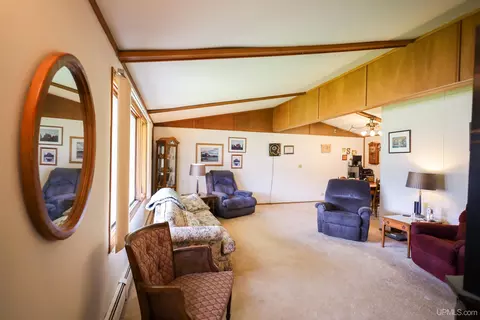 924 Maas, Negaunee, MI 49866 photo 14