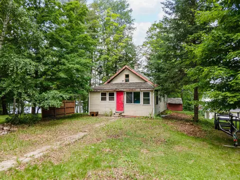 1466 County 424, Crystal Falls, MI 49920