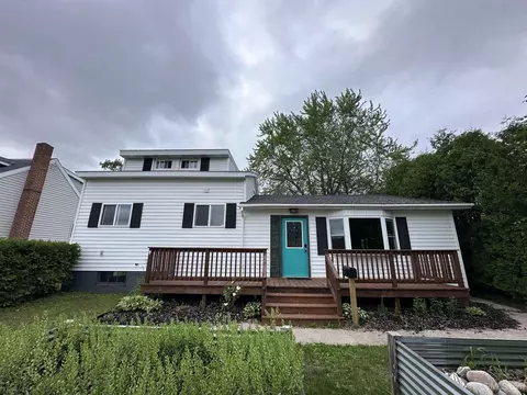1410 Montana, Gladstone, MI 49837