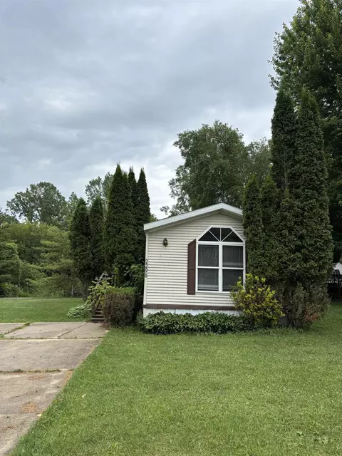 2296 Van Cp, Croswell, MI 48422