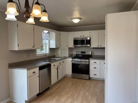 Kitchen - 6143 Shepherd, Adrian, MI 49221 photo 1 of 3