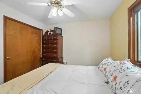 7369 Apple Grv, Temperance, MI 48182 photo 25