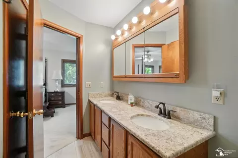 7369 Apple Grv, Temperance, MI 48182 photo 20
