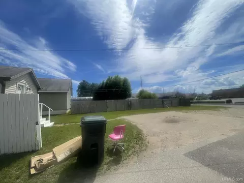 112 S 22nd, Escanaba, MI 49829 photo 5
