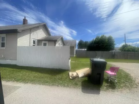 112 S 22nd, Escanaba, MI 49829 photo 4